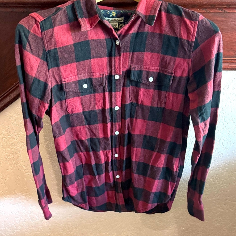 Tailor Vintage Womens Size Small Red and Black Checkered Shirt Flannel Plaid Top